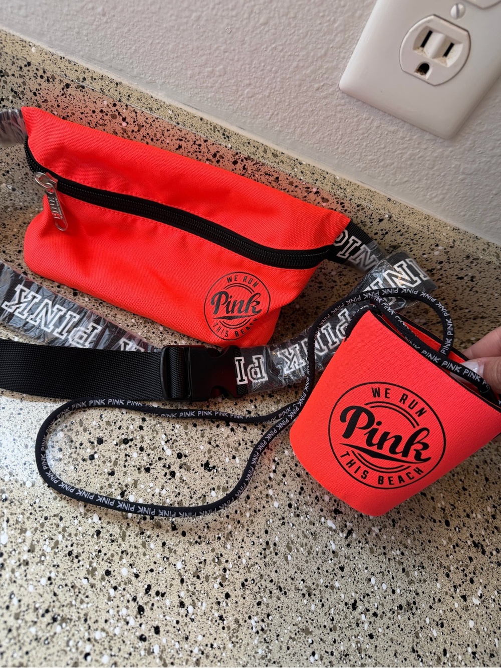 VS PINK We Run This Beach Neon Orange Belt Bag Set